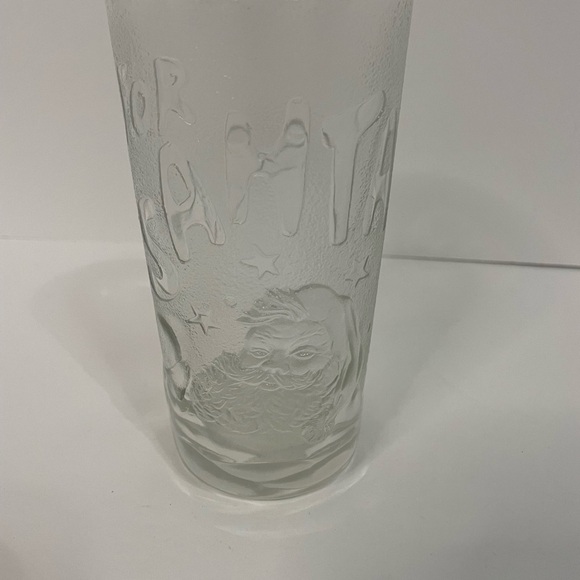 Vintage 3D Embossed “Milk for Santa” 12oz Drinking Glass - Picture 2 of 4